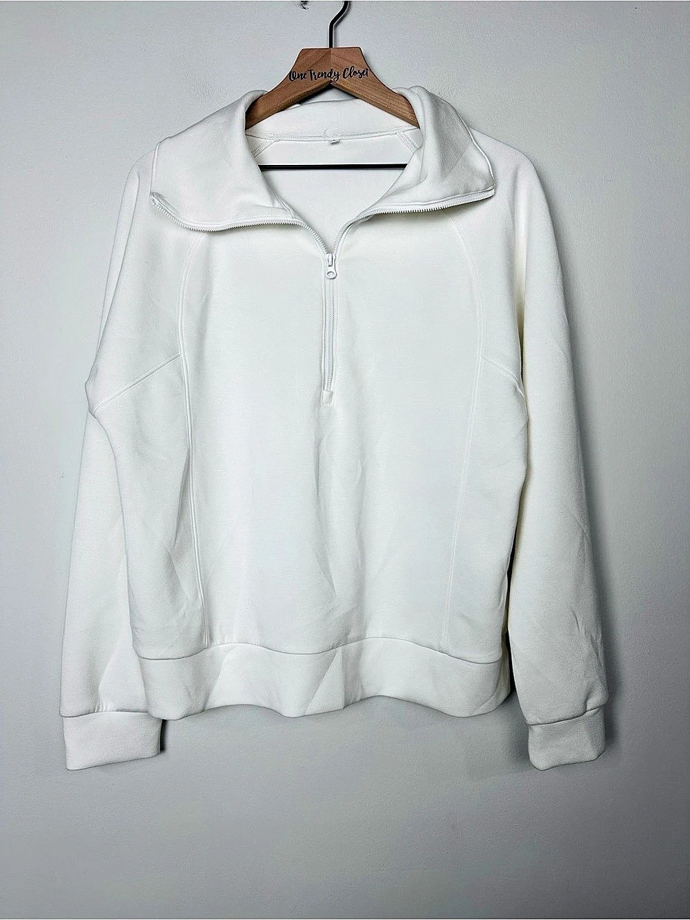 White Half-Zip Pullover Sweater Size Large